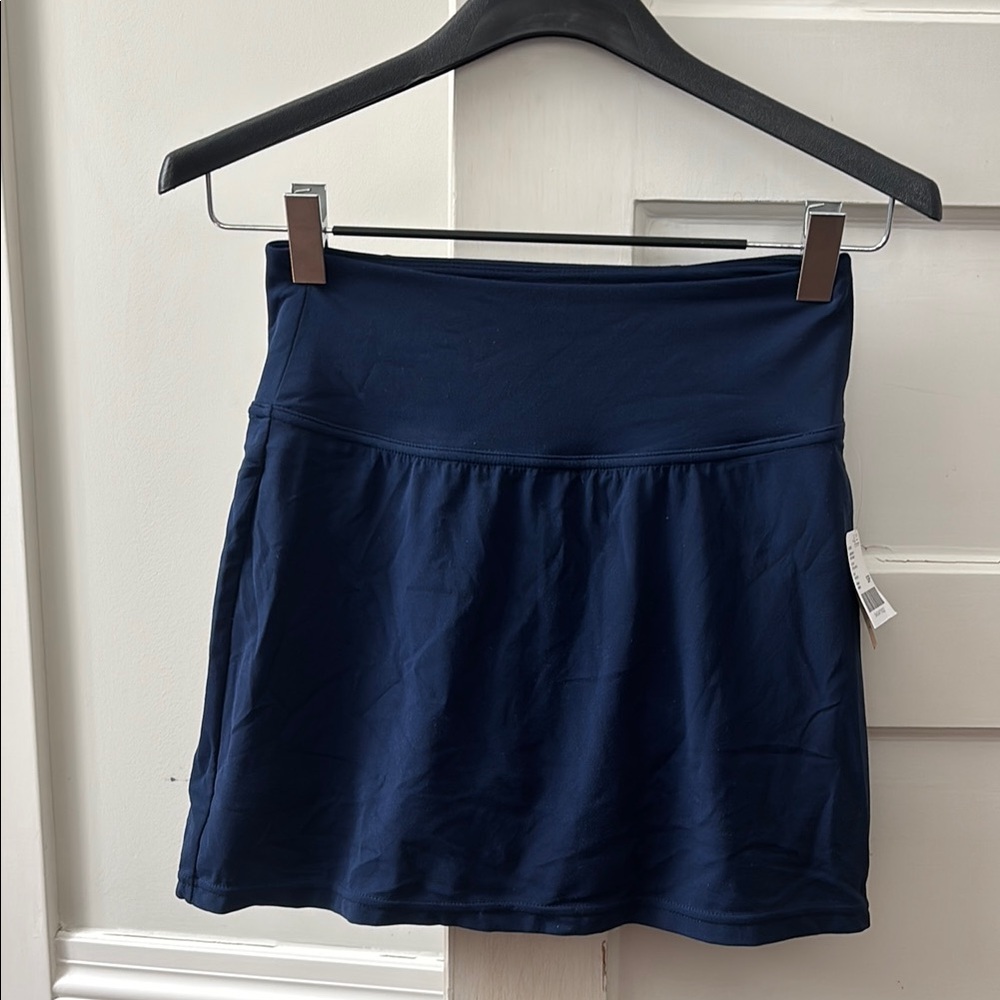 ROOTS journey Navy Skort